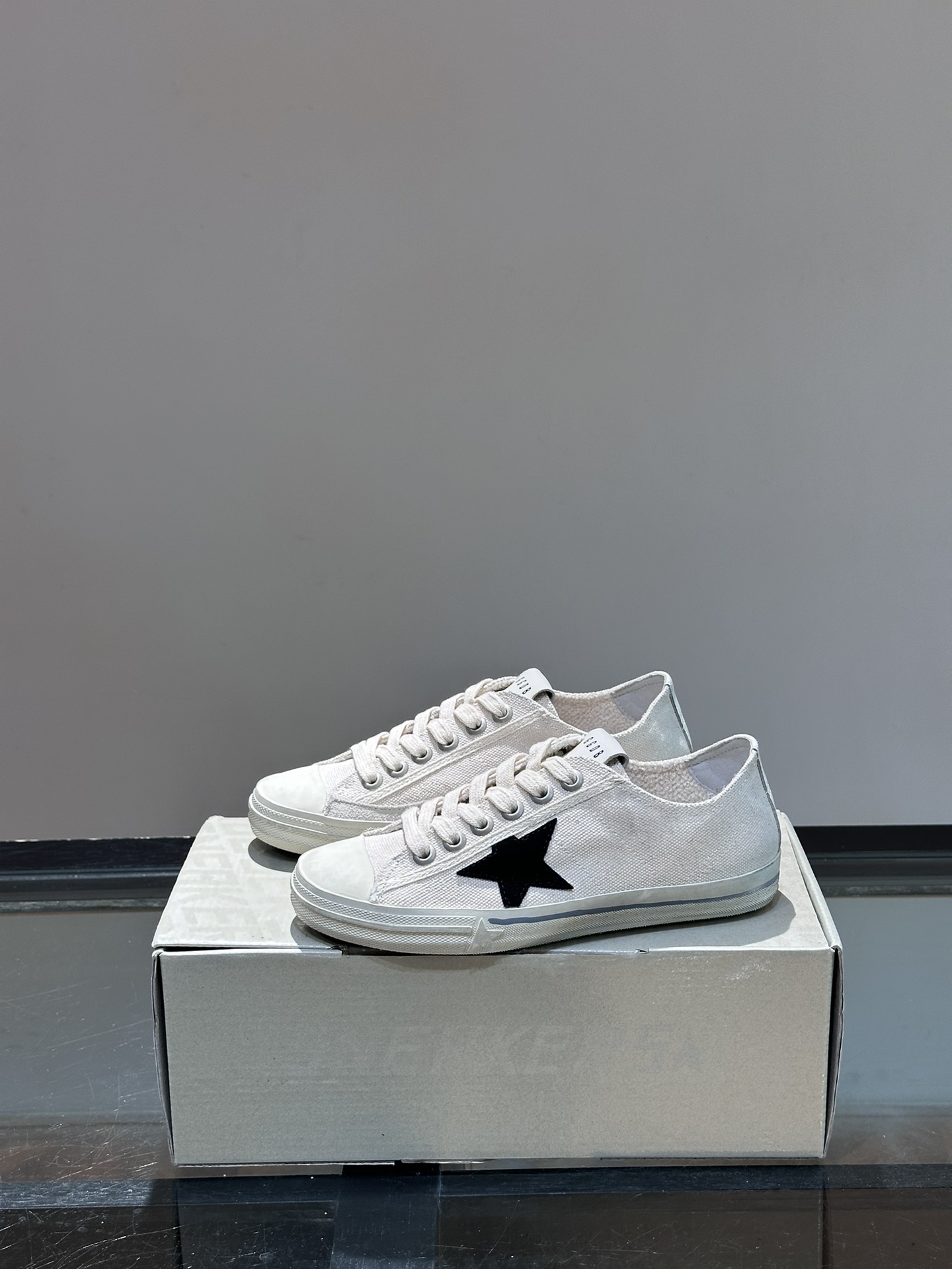 골든구스 Golden Goose 스니커즈