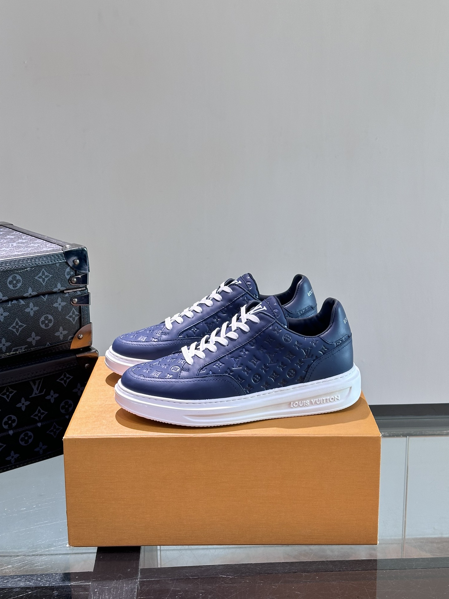 루이비통 Louis Vuitton 스니커즈