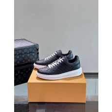 루이비통 Louis Vuitton 스니커즈