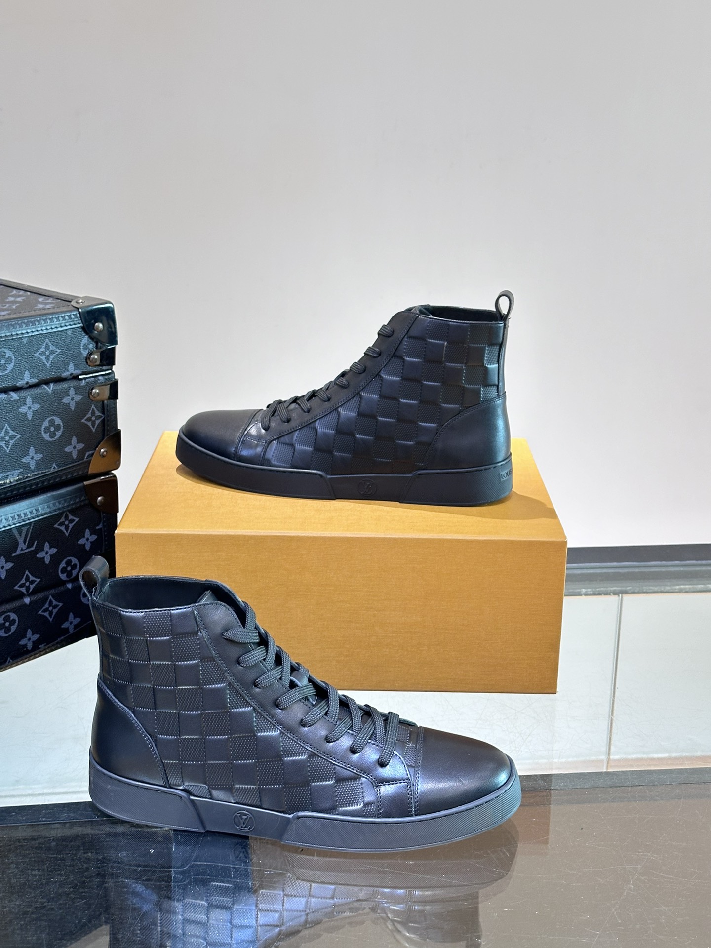 루이비통 Louis Vuitton 스니커즈
