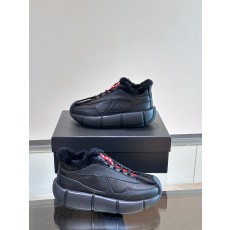 프라다 Prada 스니커즈