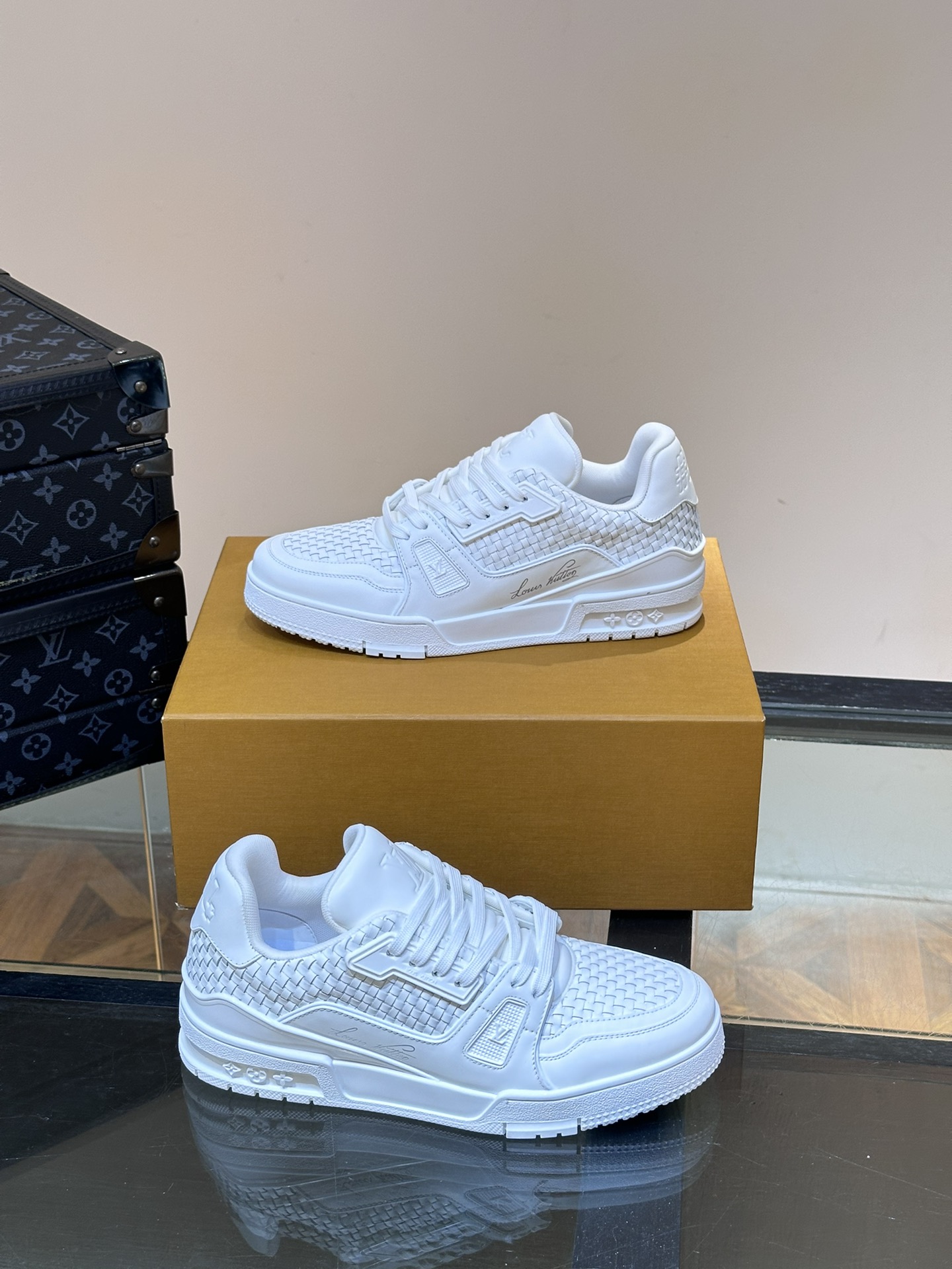 루이비통 LV TRAINER 스니커즈