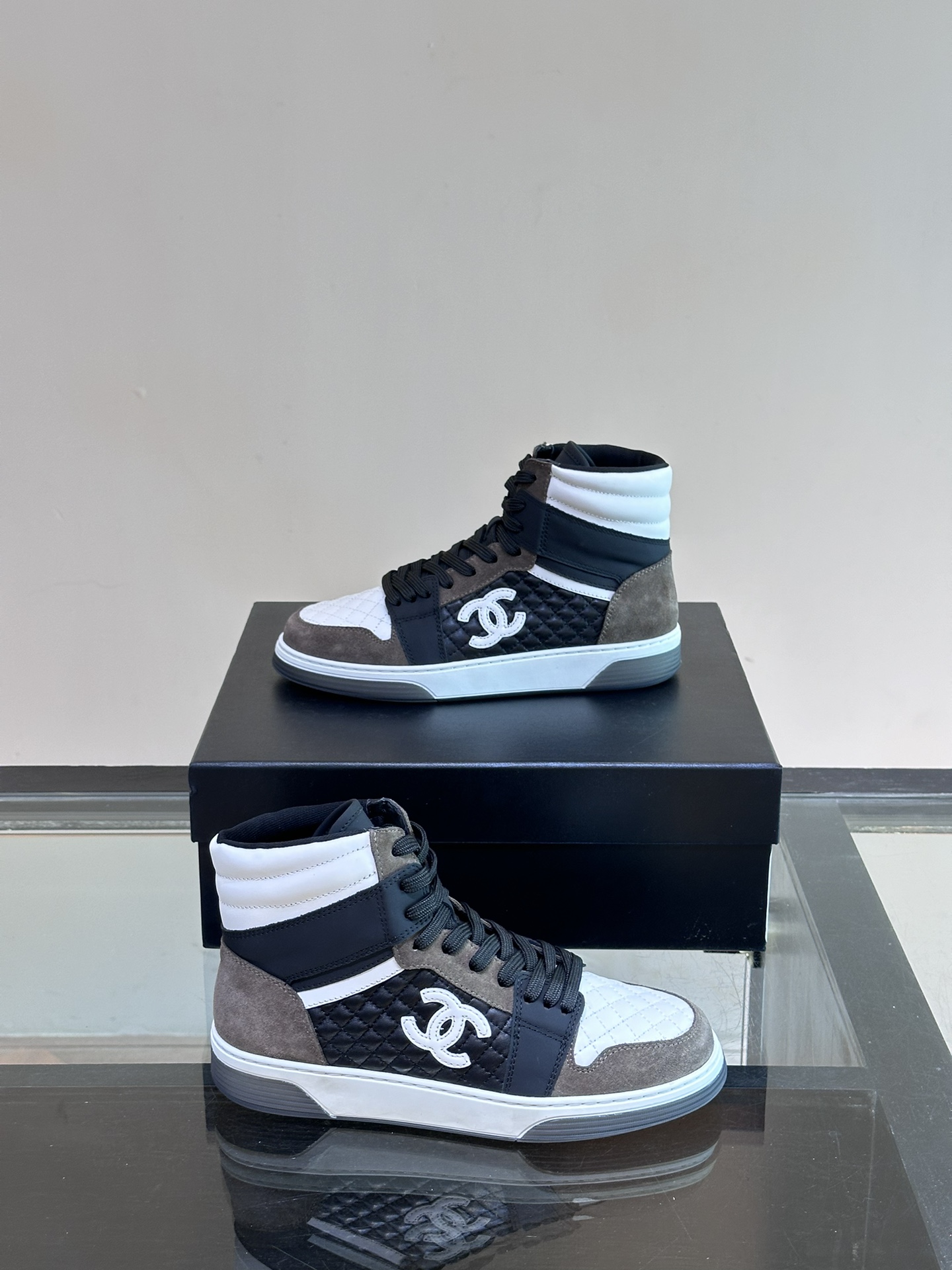 샤넬 CHANEL 스니커즈