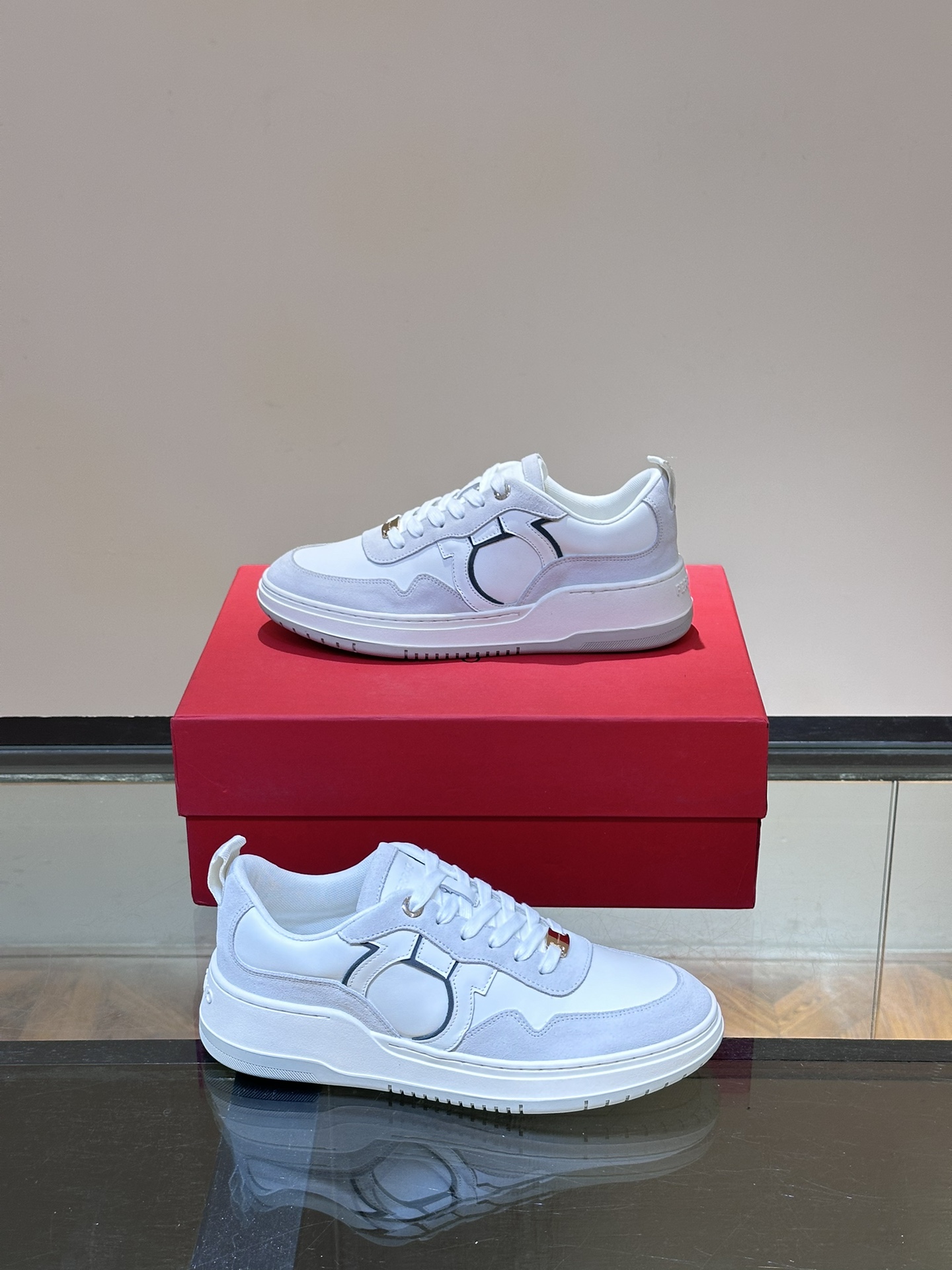 에르메스 Hermes 스니커즈