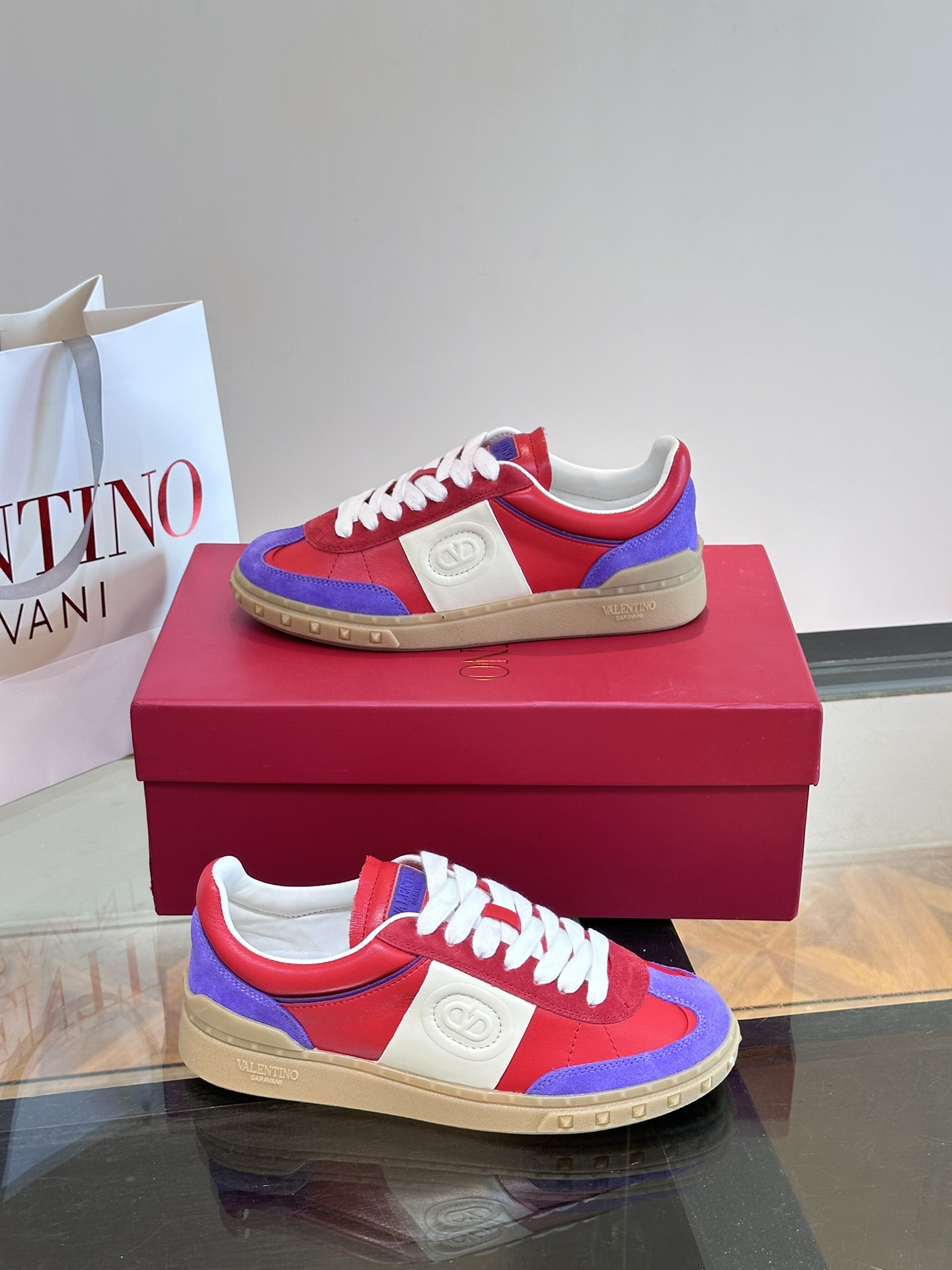 발렌티노 Valentino 스니커즈