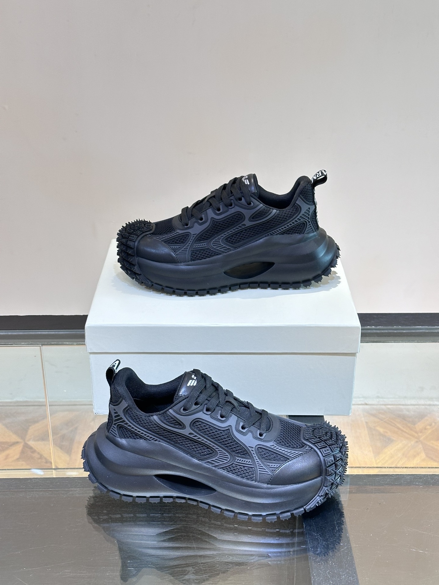 조르지오 아르마니 GIORGIO ARMANI 스니커즈