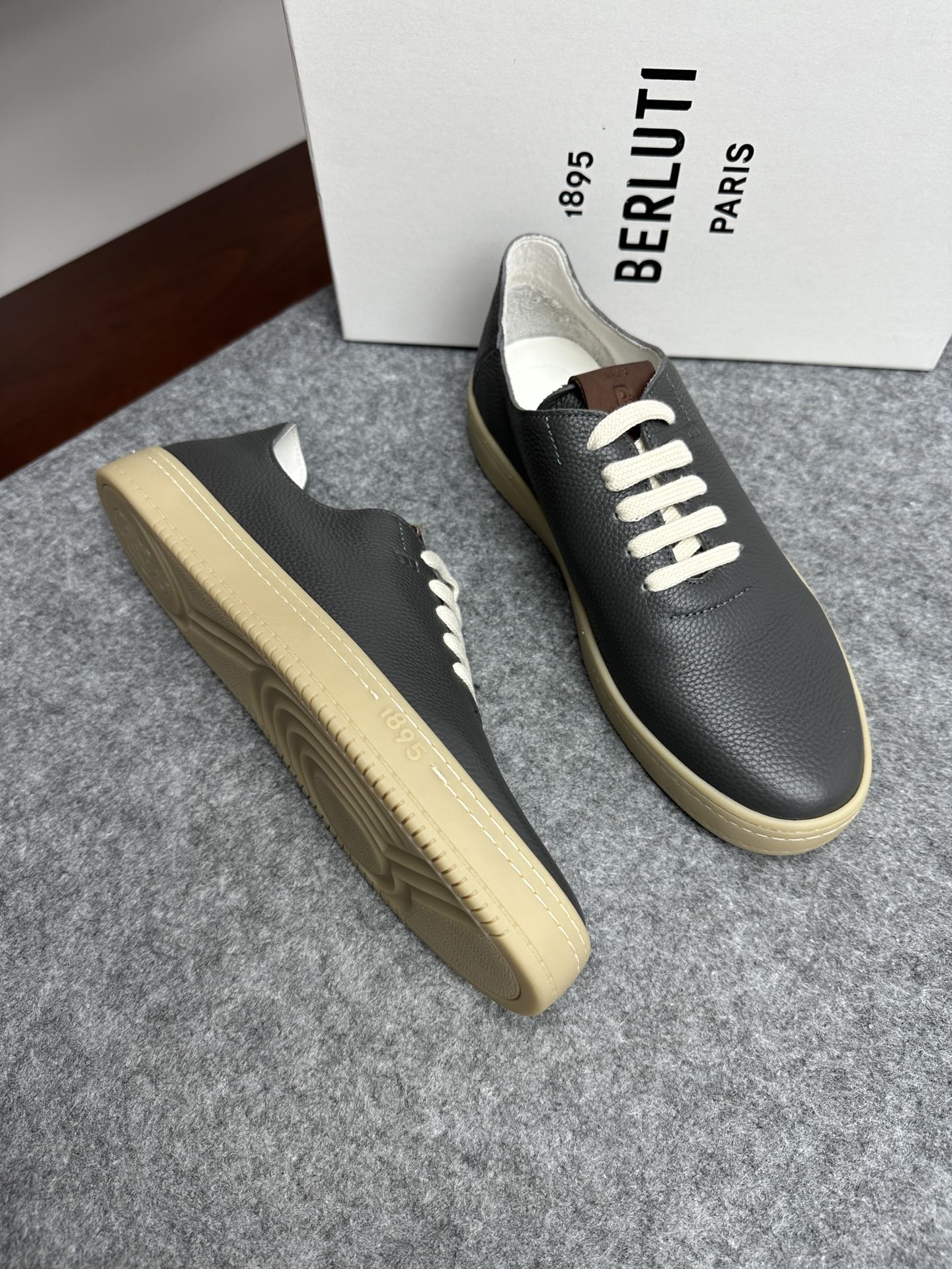 벨루티 Berluti 스니커즈