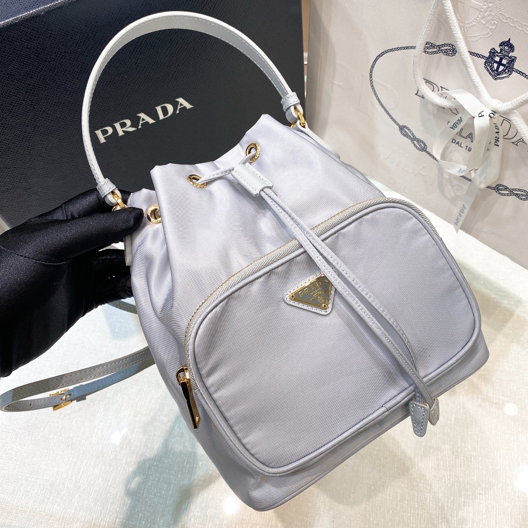 프라다 Prada 1BH038 듀엣 리나일론 버킷 백 23CM