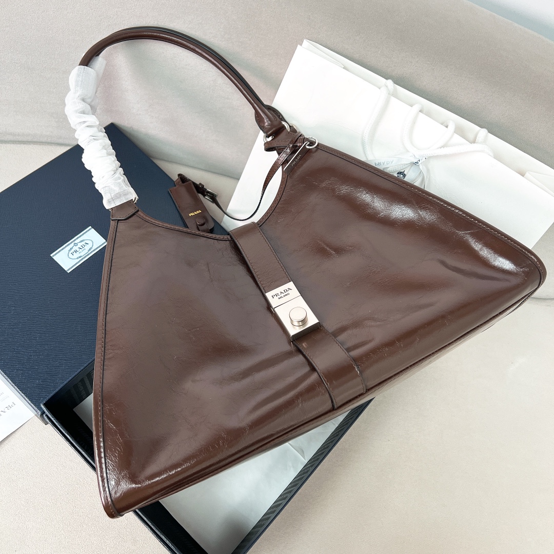 프라다 Prada 1BG570 탑 핸들백 39CM