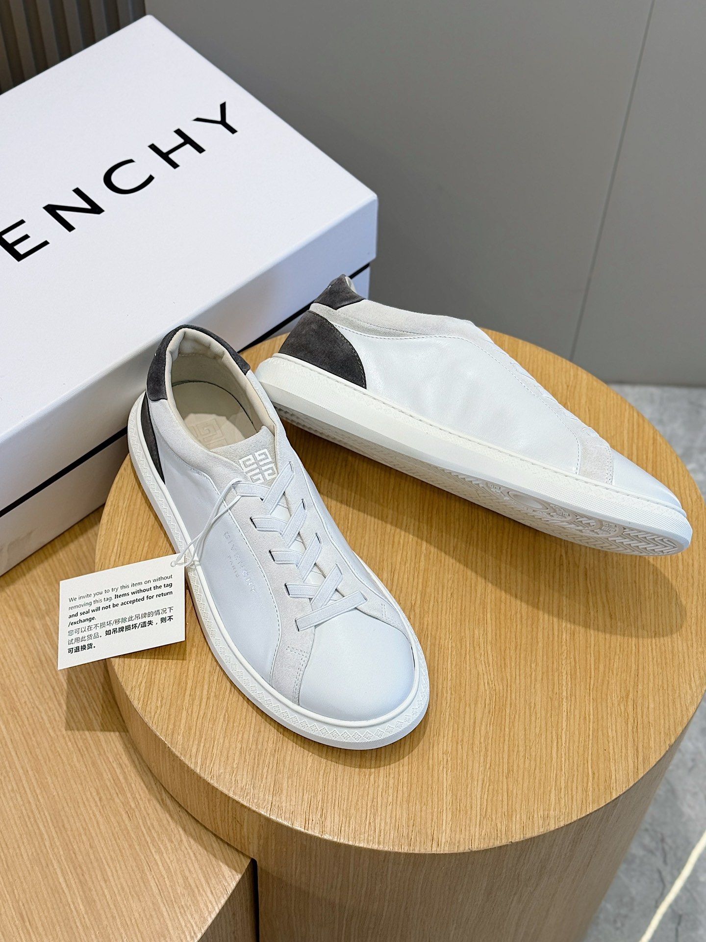 지방시 Givenchy SPECTRE 스니커즈