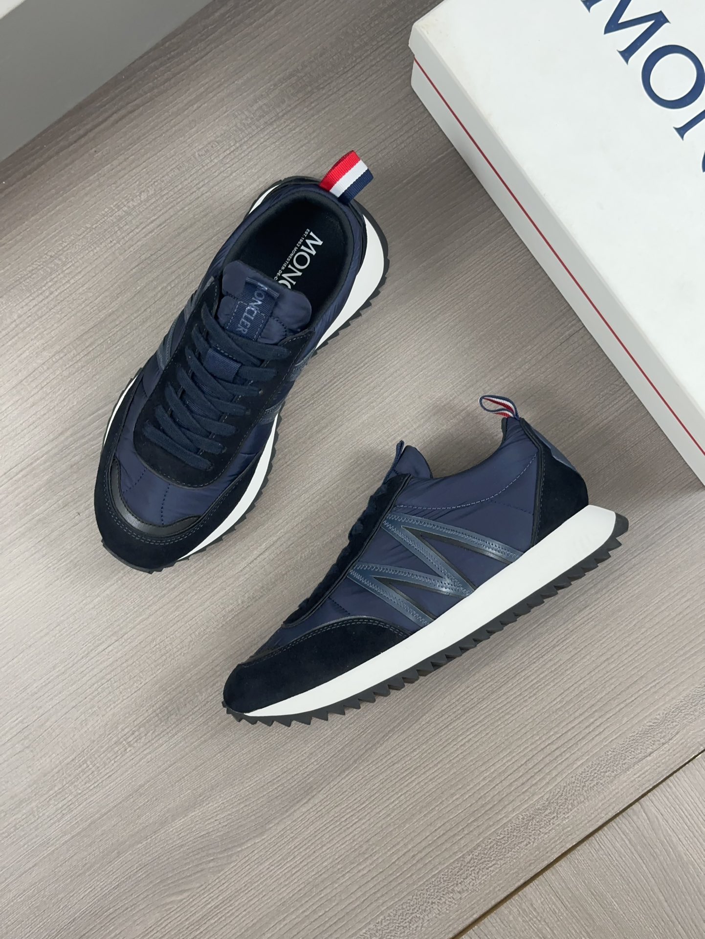 몽클레어 Moncler 스니커즈