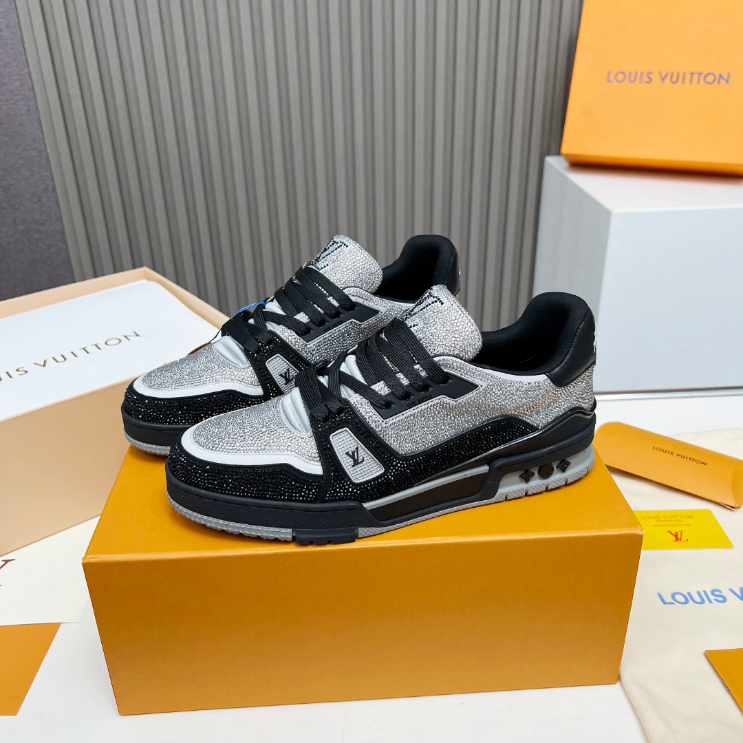 루이비통 LV TRAINER 스니커즈