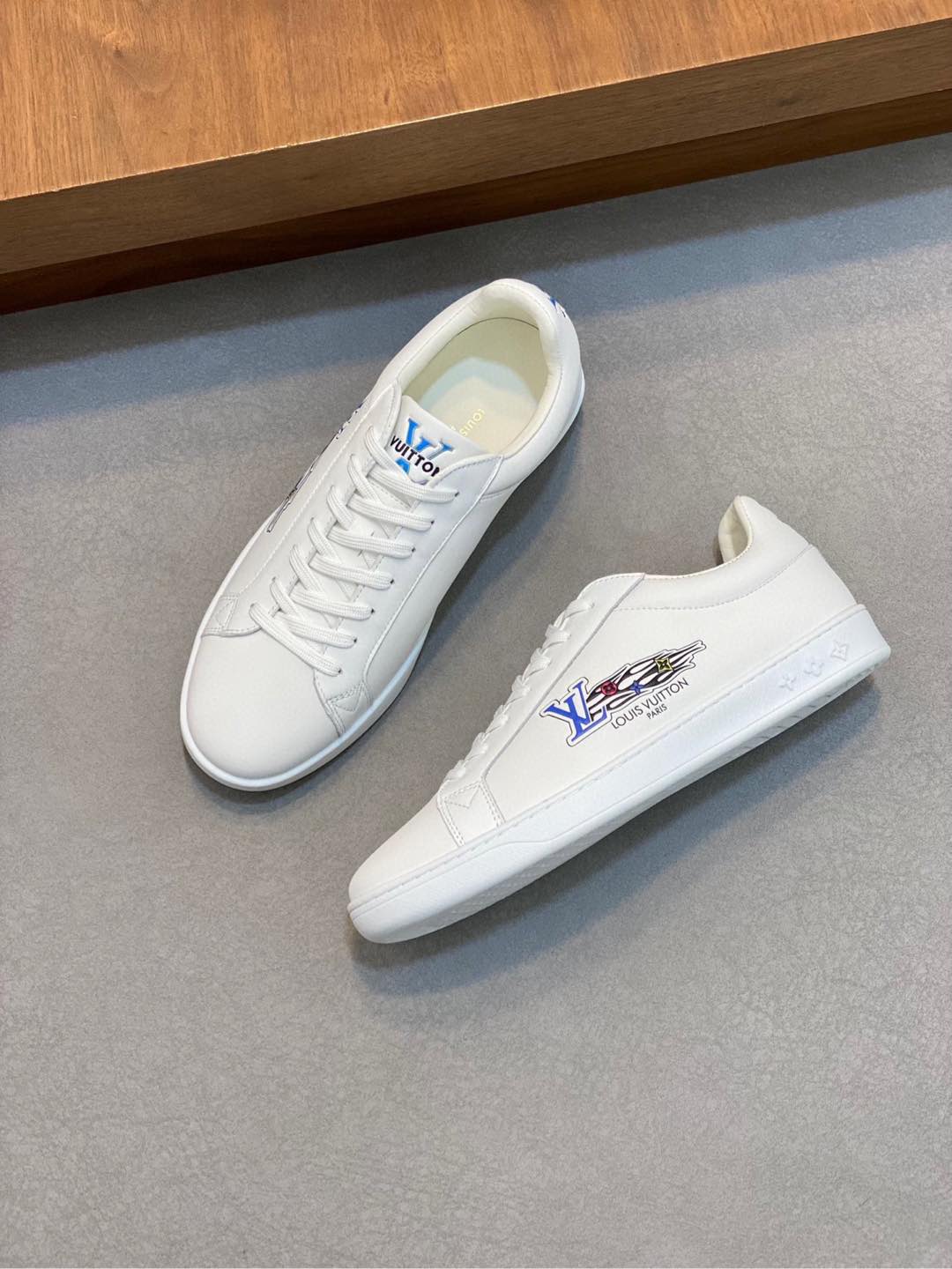루이비통 Louis Vuitton 스니커즈
