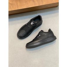 루이비통 Louis Vuitton 스니커즈