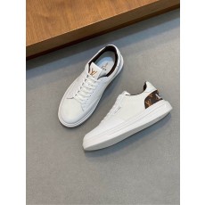 루이비통 Louis Vuitton 스니커즈