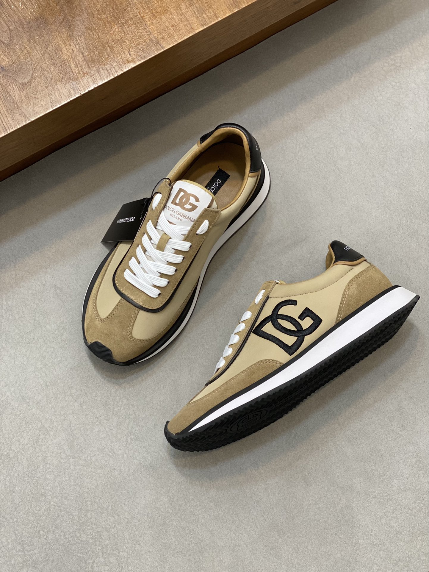 돌체앤가바나 Dolce&Gabbana 스니커즈