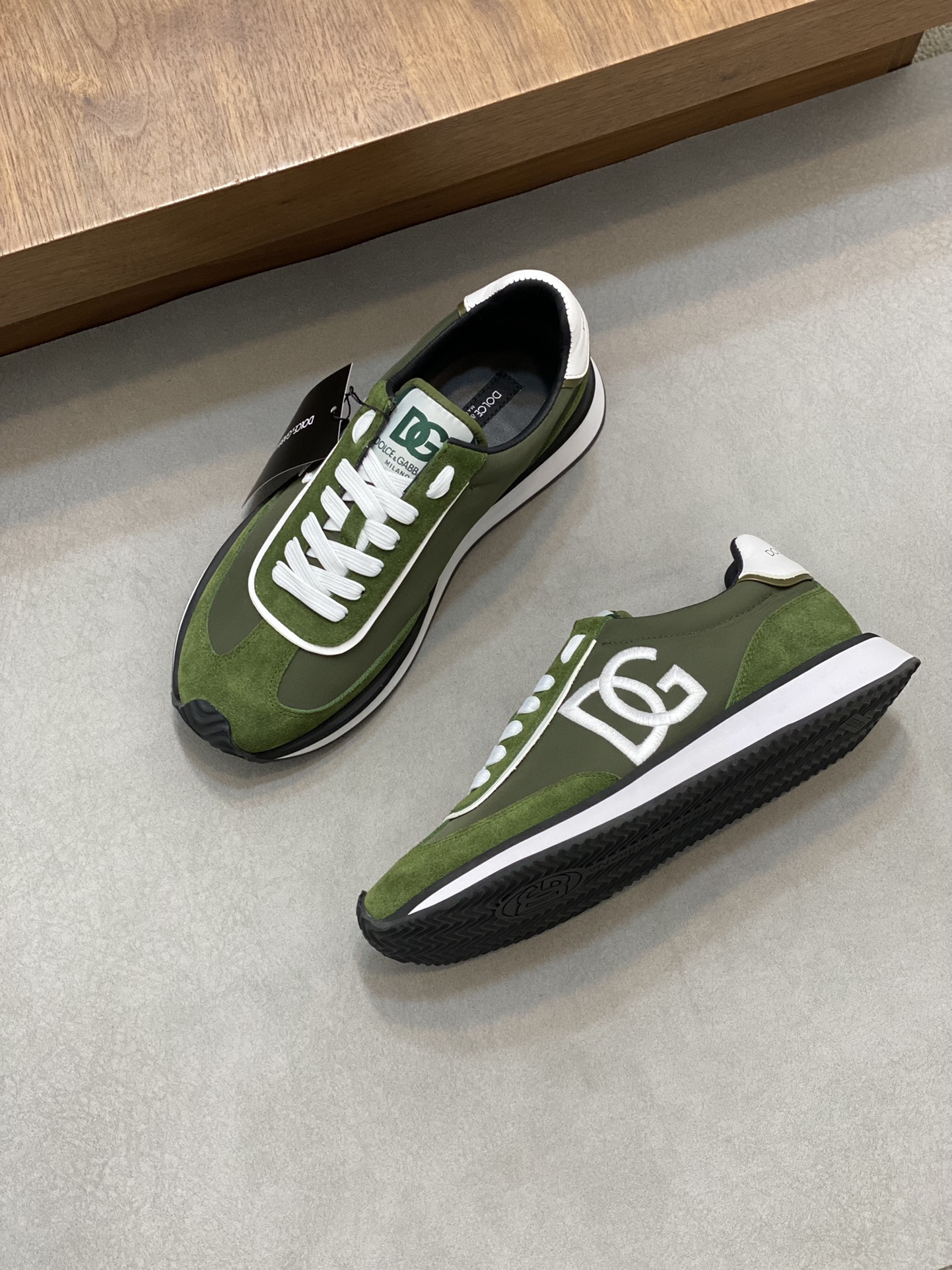 돌체앤가바나 Dolce&Gabbana 스니커즈