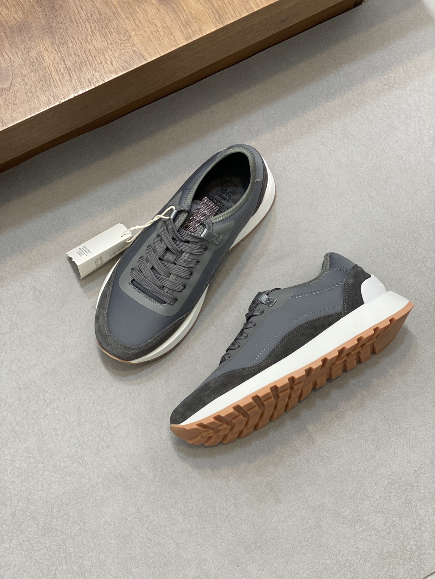브루넬로 쿠치넬리 Brunello Cucinelli 스니커즈