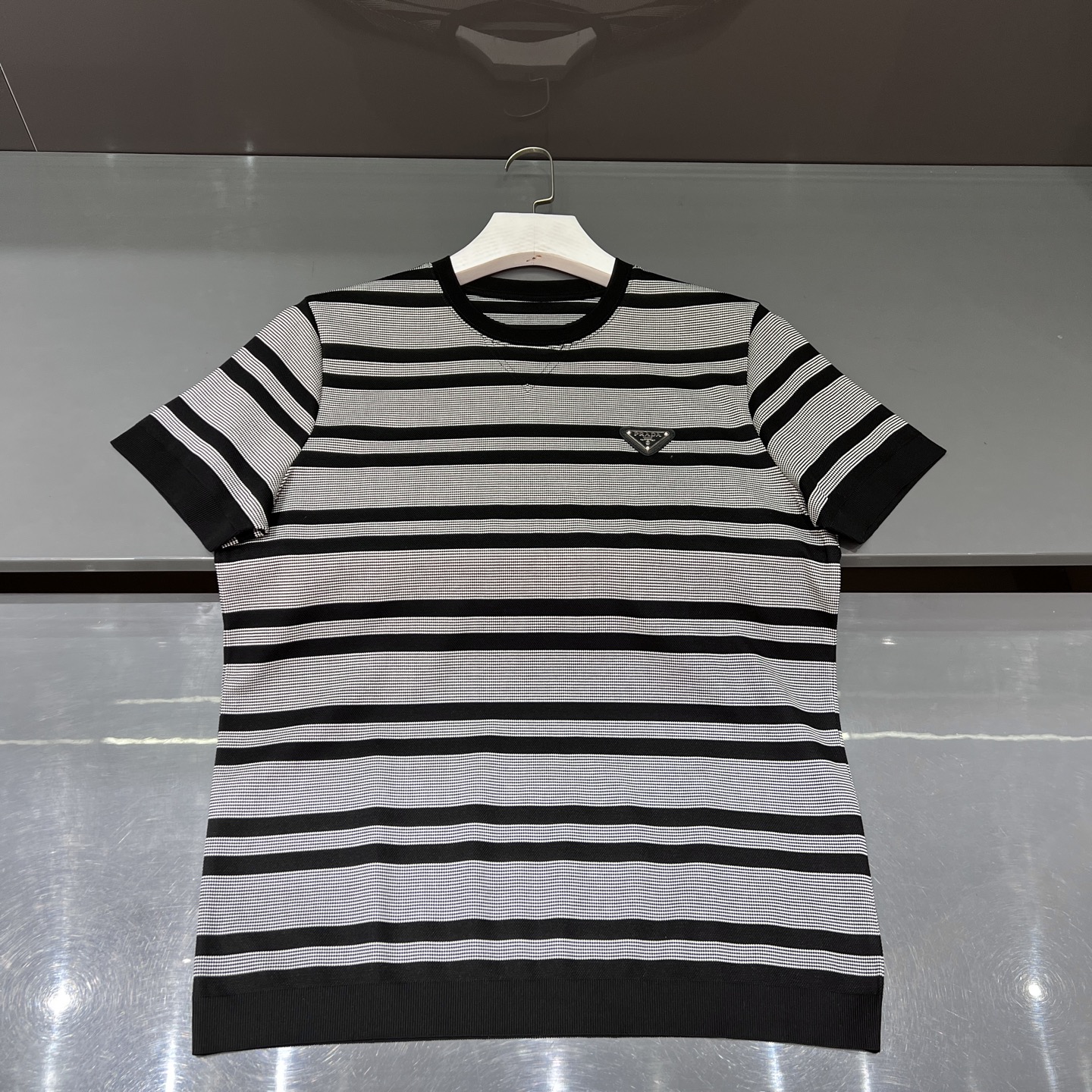 프라다 Prada 반팔 티셔츠