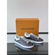 루이비통 Louis Vuitton 스니커즈