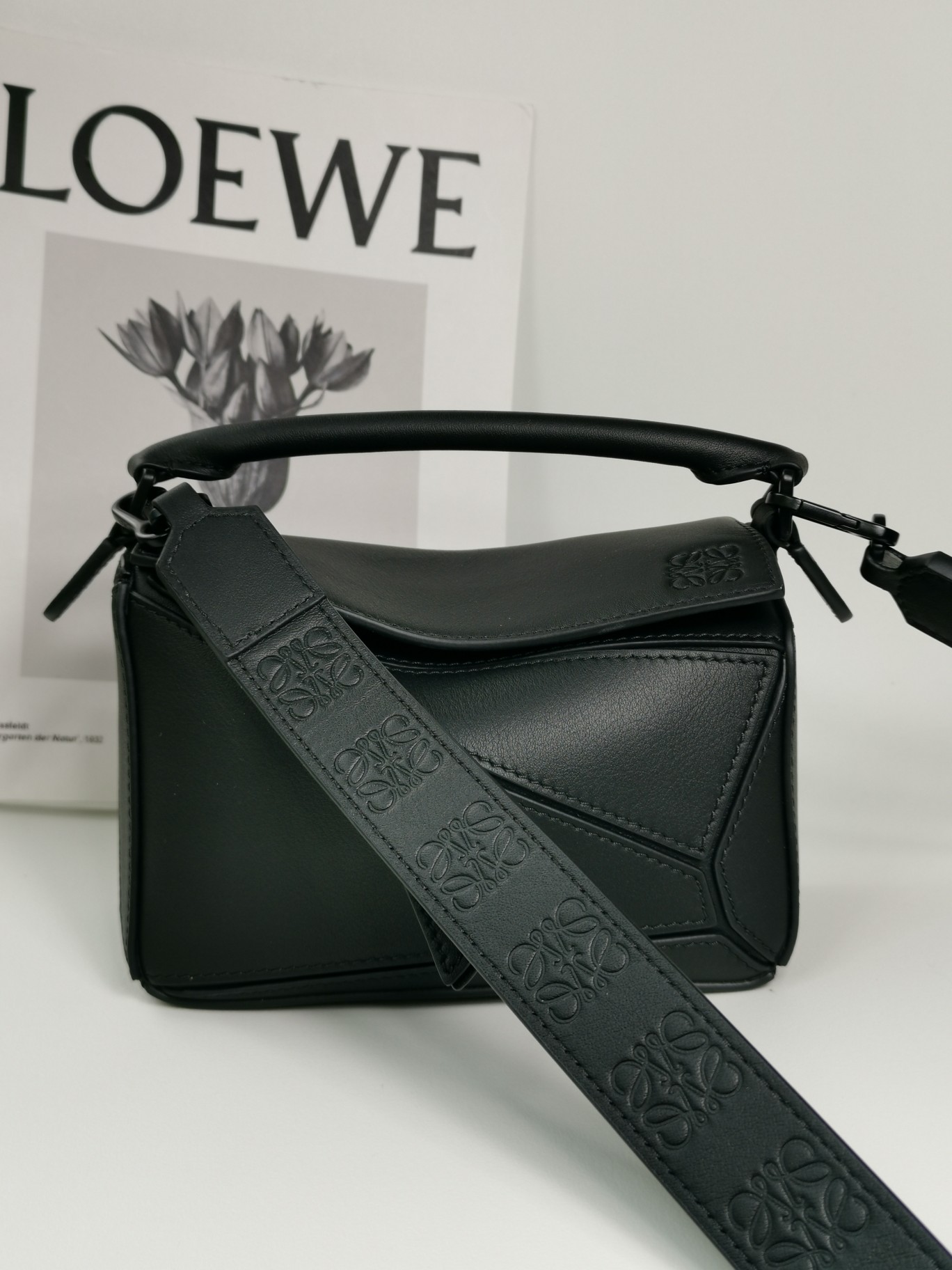 로에베 Loewe 9001 Mini Puzzle Bag 17.5cm