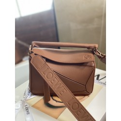 로에베 Loewe 9001 Mini Puzzle Bag 17.5cm