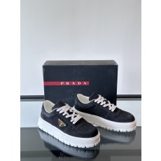 프라다 Prada 스니커즈