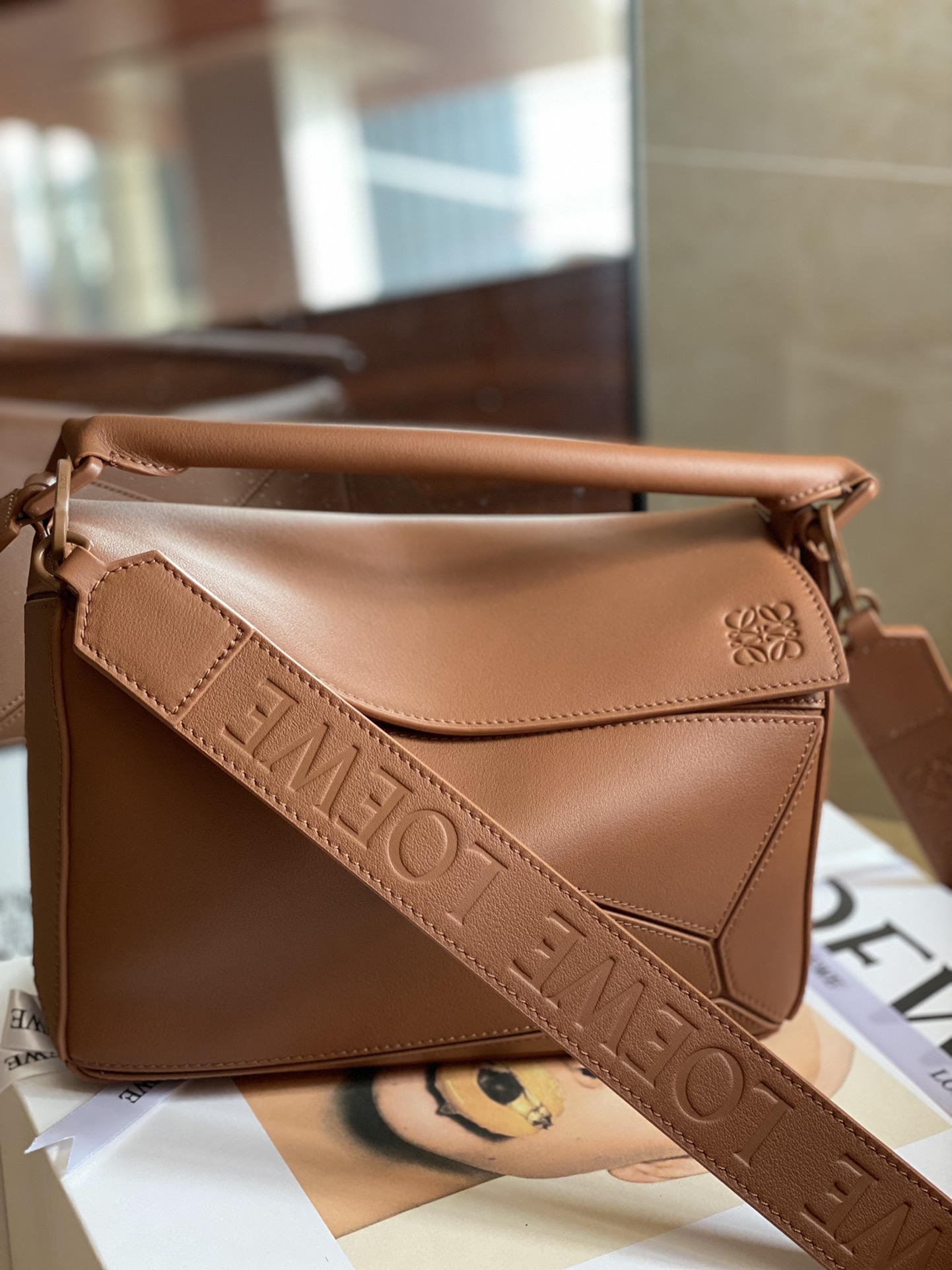 로에베 Loewe 8001 Puzzle Bag 24cm