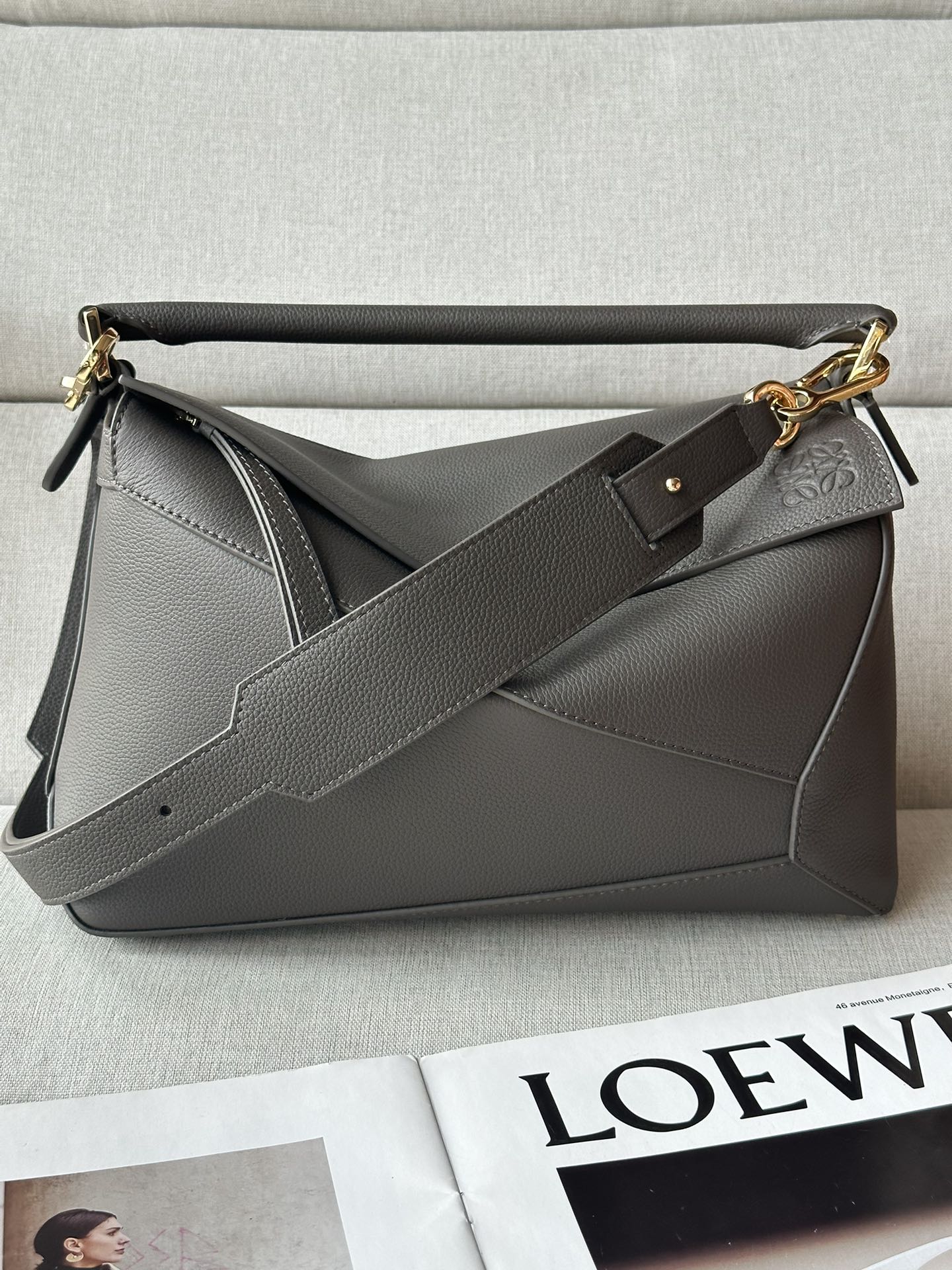 로에베 Loewe 3002b Puzzle Bag 29cm