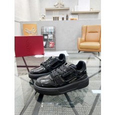 발렌티노 Valentino 스니커즈