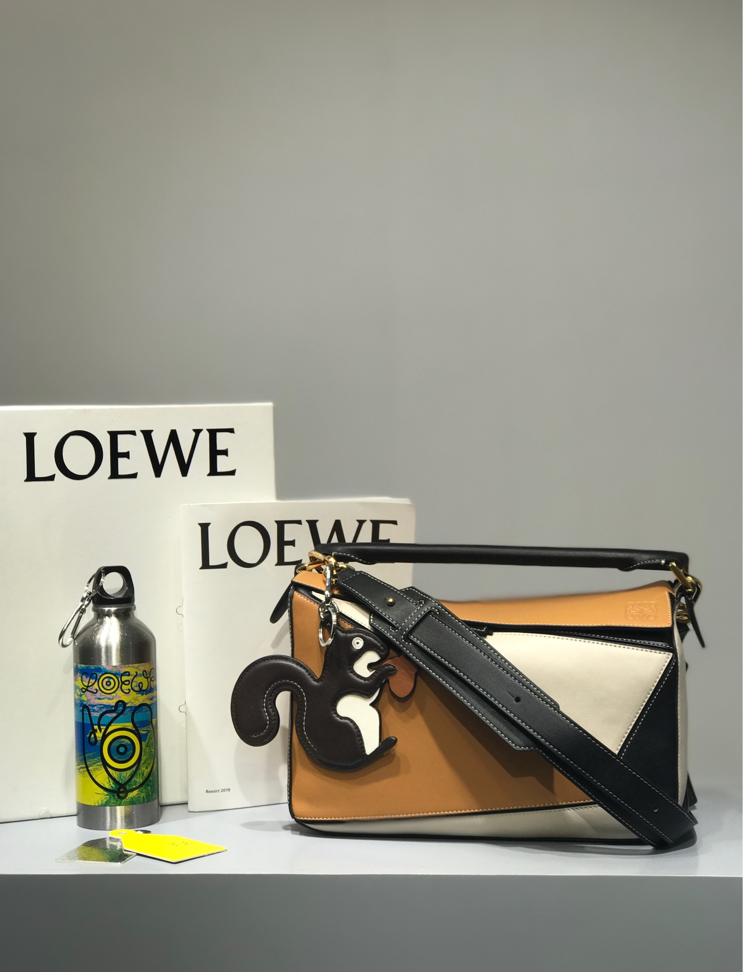 로에베 Loewe 3002 Puzzle Bag 29cm