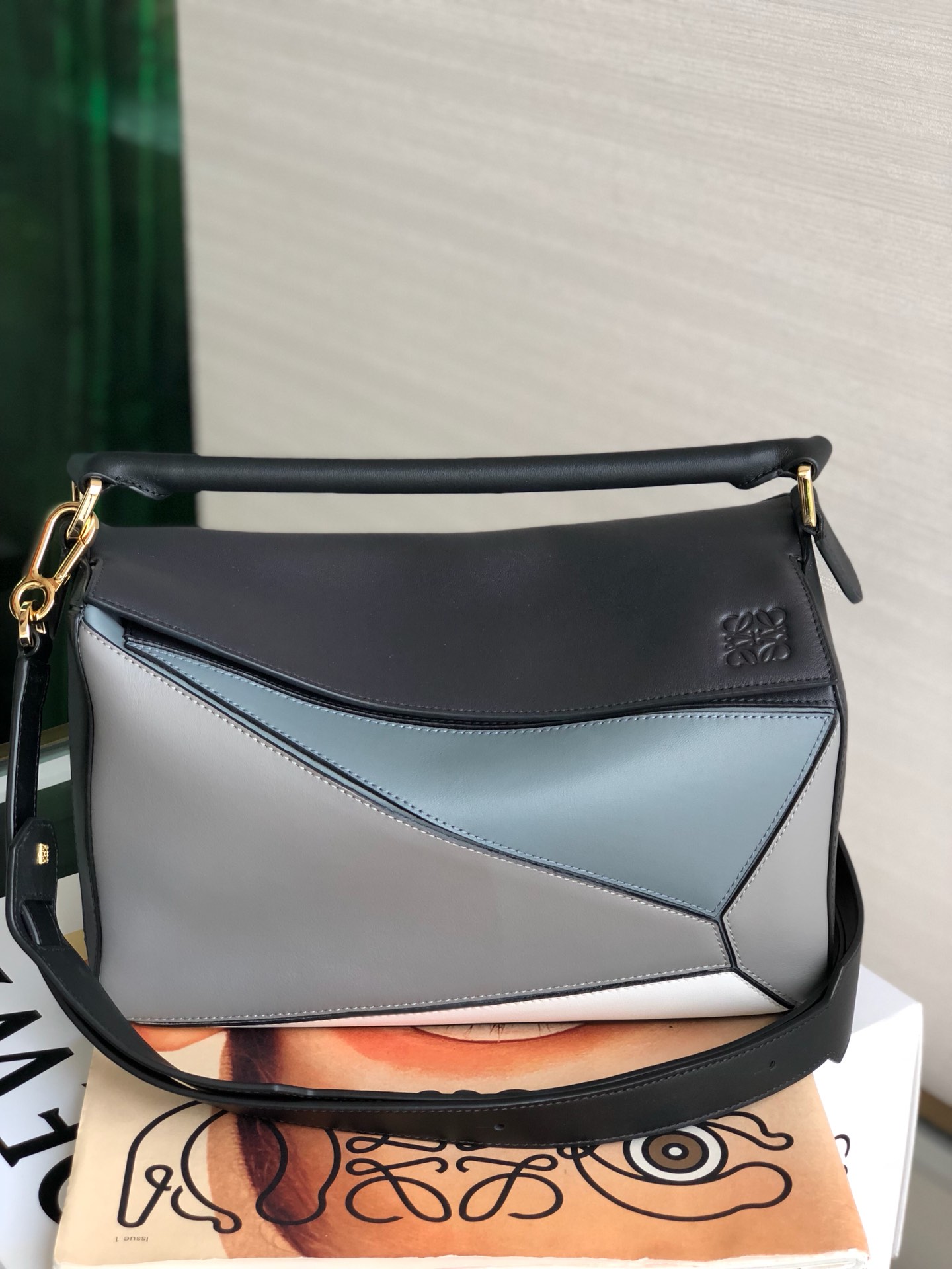 로에베 Loewe 3002 Puzzle Bag 29cm