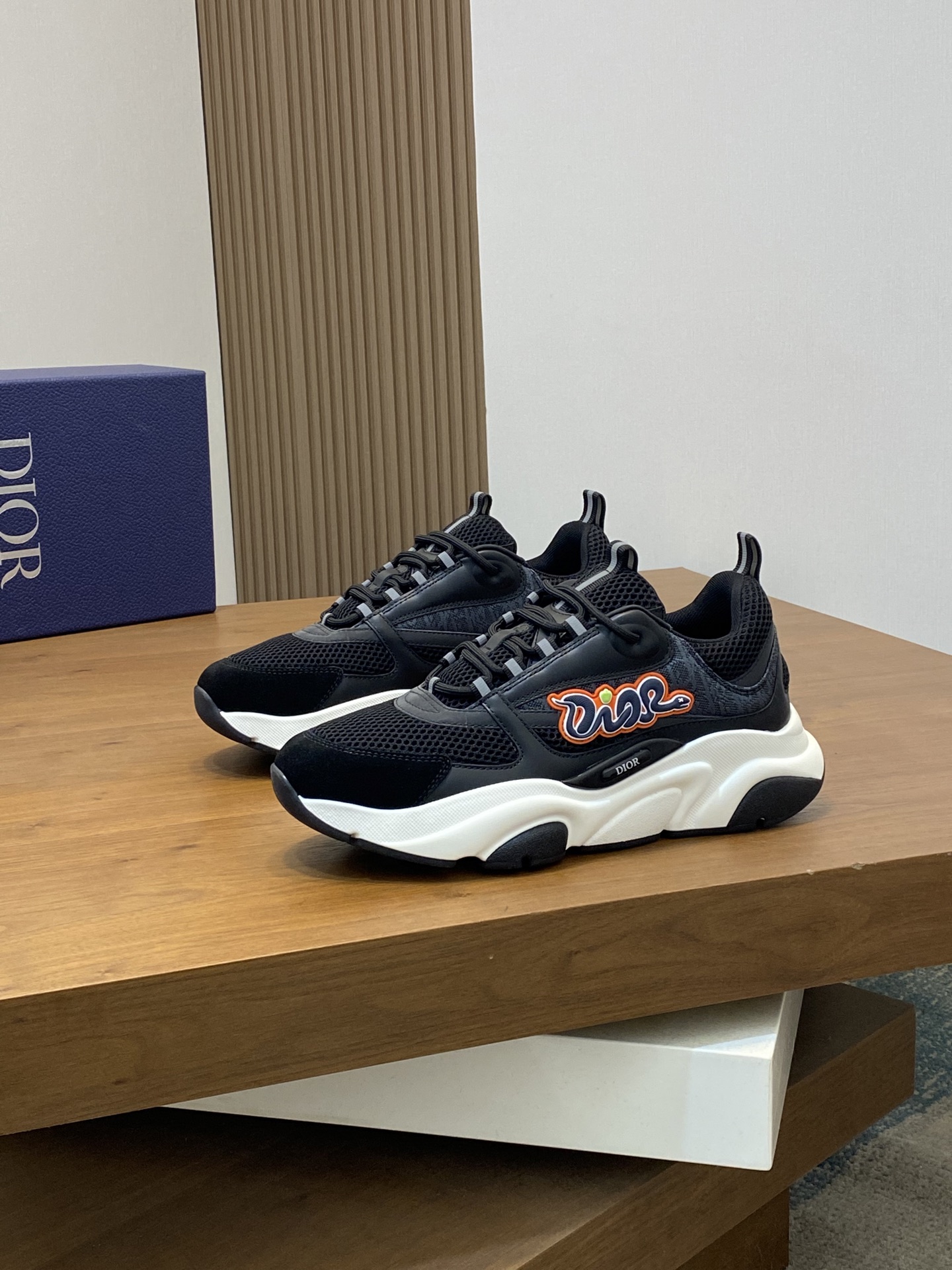 디올 Dior X DENINM 스니커즈