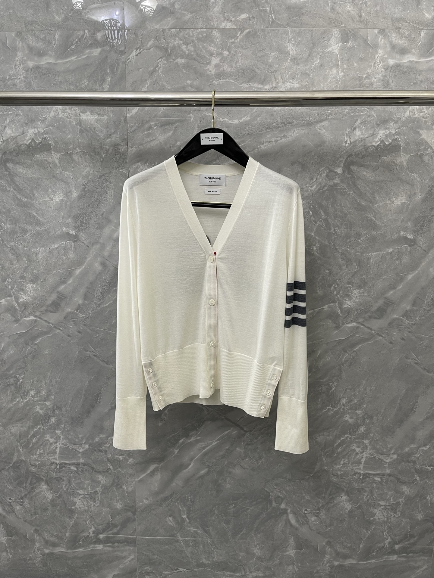 톰브라운 Thom Browne 가디건