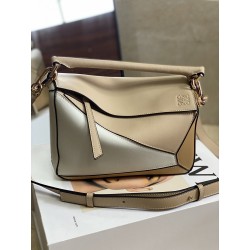 로에베 Loewe 3001 Puzzle Bag 24cm