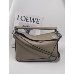 로에베 Loewe 3001 Puzzle Bag 24cm