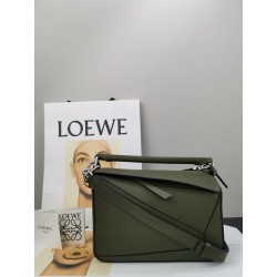 로에베 Loewe 3001 Puzzle Bag 24cm