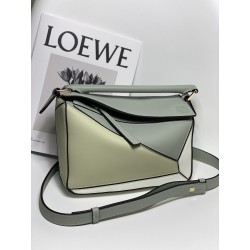 로에베 Loewe 3001 Puzzle Bag 24cm