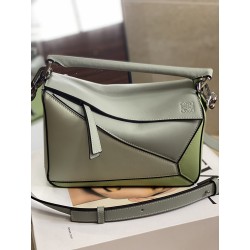 로에베 Loewe 3001 Puzzle Bag 24cm