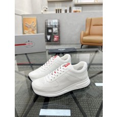프라다 Prada 스니커즈