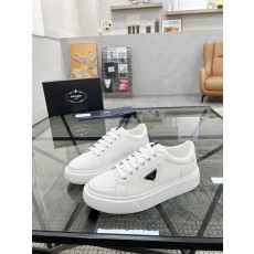 프라다 Prada 스니커즈