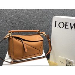 로에베 Loewe 3001 Puzzle Bag 24cm