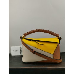 로에베 Loewe 3001A Puzzle Bag 24cm