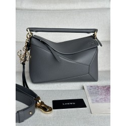 로에베 Loewe 3001b Puzzle Bag 24cm