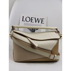 로에베 Loewe 3001b Puzzle Bag 24cm