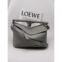 로에베 Loewe 3001b Puzzle Bag 24cm