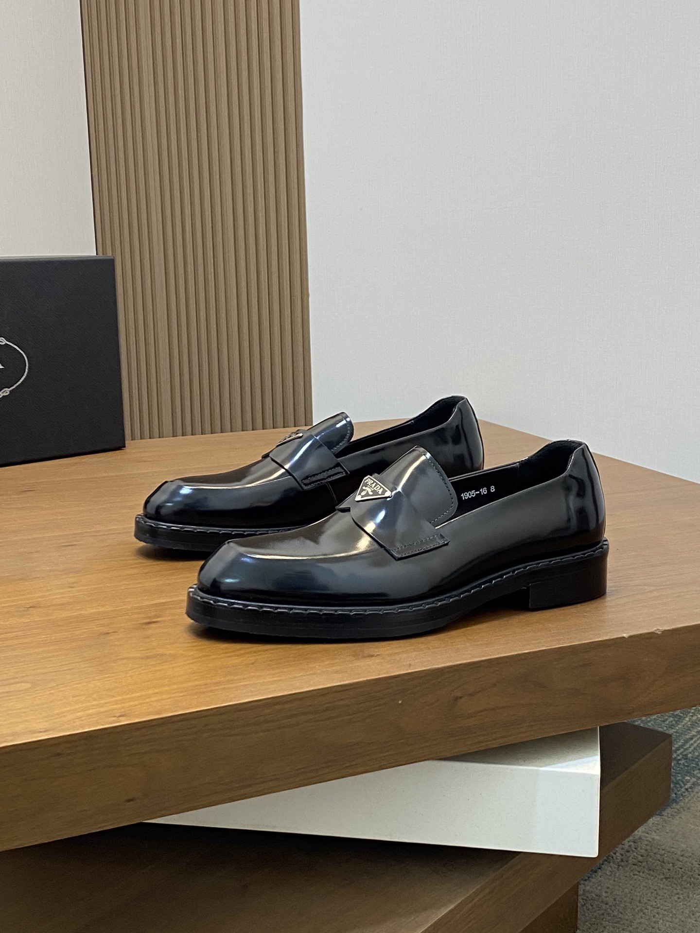 프라다 Prada 구두
