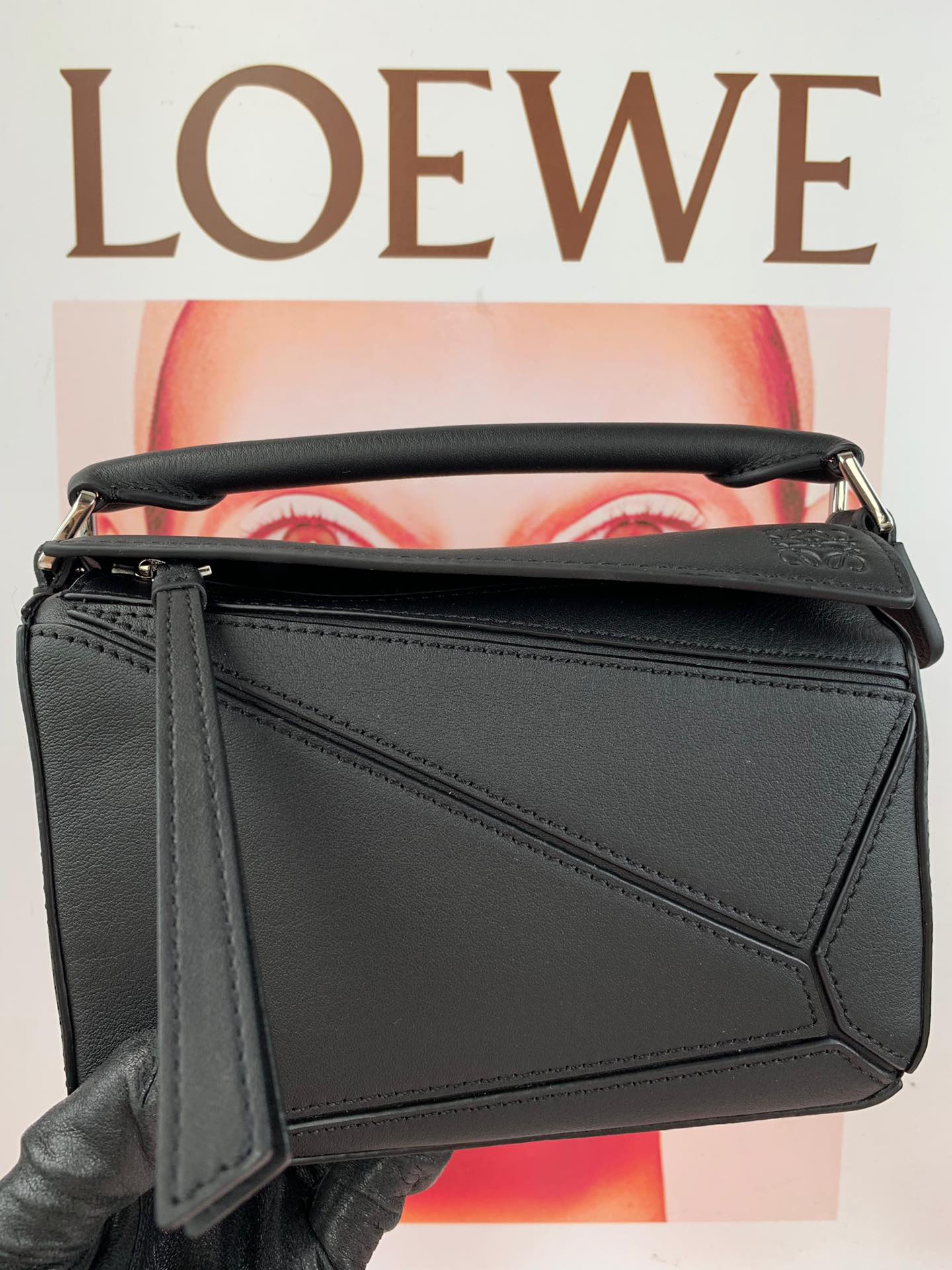 로에베 Loewe 3000 mini puzzle Bag 18cm