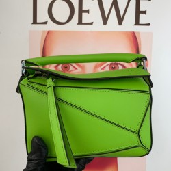 로에베 Loewe 3000 mini puzzle Bag 18cm