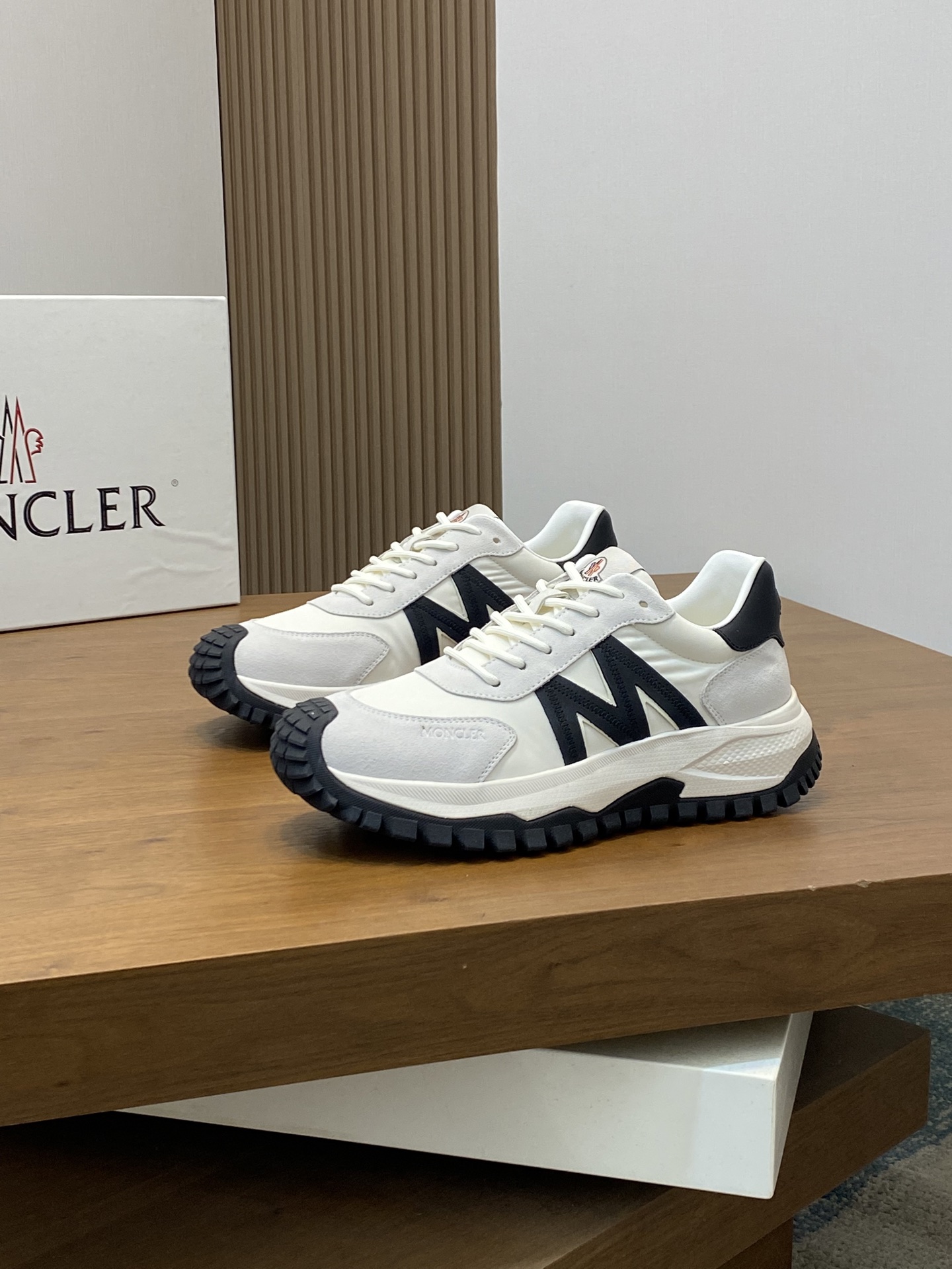 몽클레어 Moncler 스니커즈